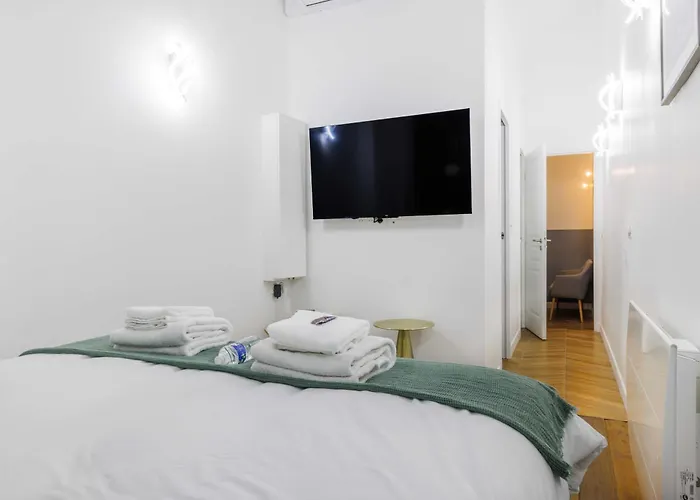 2br-6p - Gare De L'est Apartment